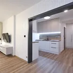 Carlsbad Inn Hotel & Apartments 4*