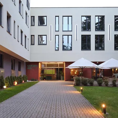 Carlsbad & Hotel 4*