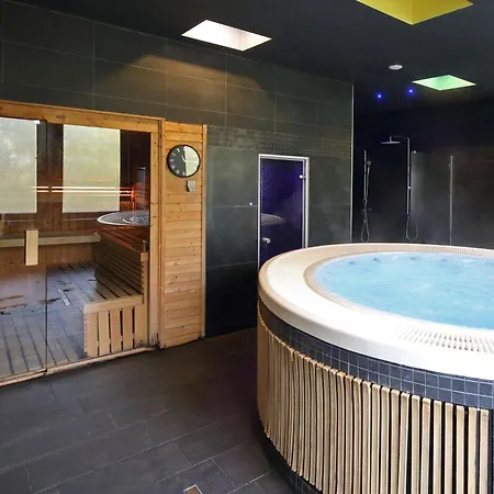 Carlsbad & Hotel 4*