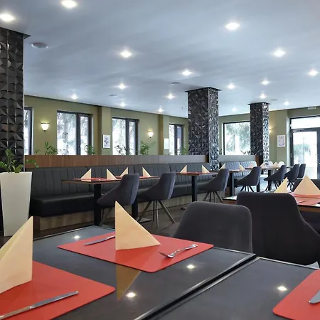 Carlsbad & Hotel 4*