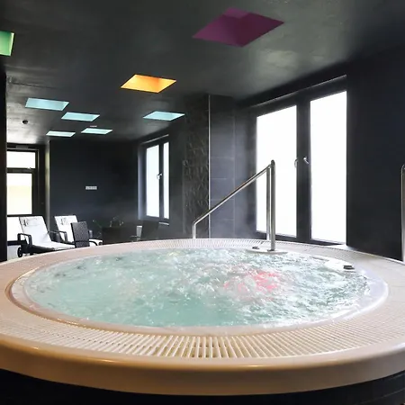 Carlsbad & Hotel 4*