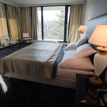Parkhotel Carlsbad Otel