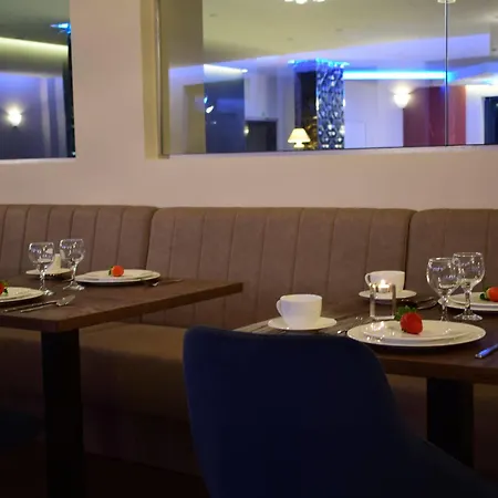 Parkhotel Carlsbad Otel Dalovice