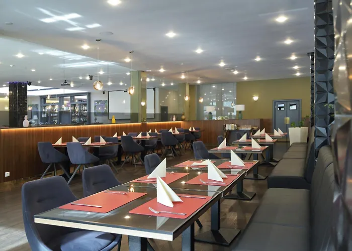 Carlsbad & Hotel 4*